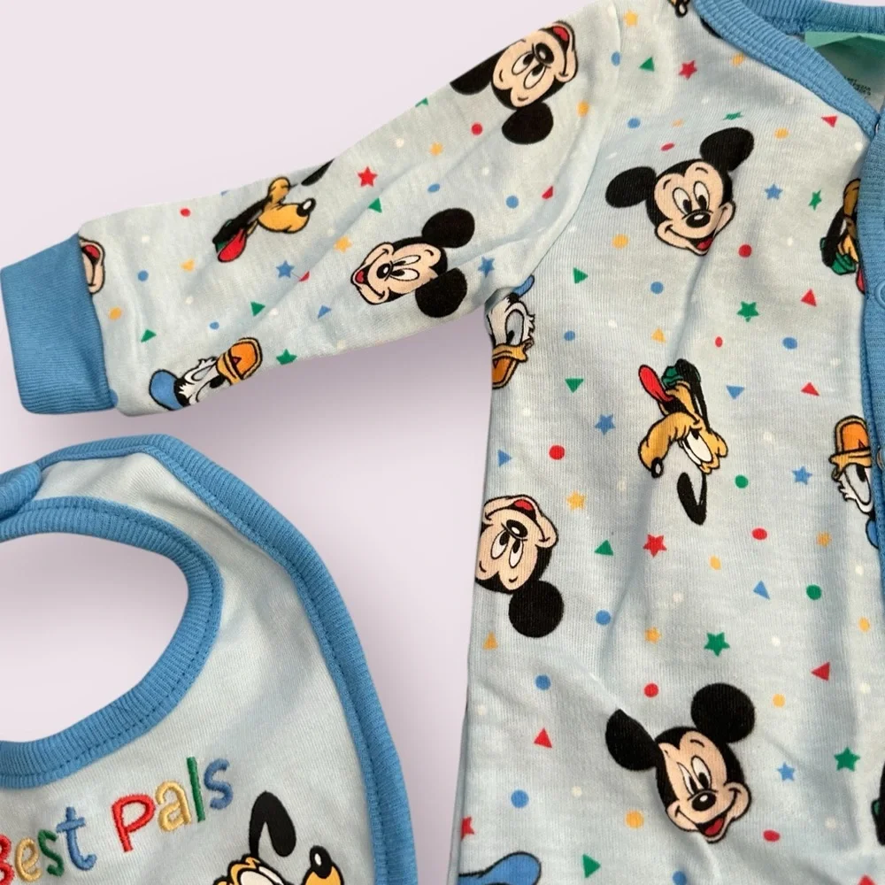 NWT Disney Baby Mickey Mouse Best Pals Light Blue Footies With Bib Size 0-3 Mon